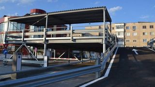 Se poate si la noi! Parcare unica in Romania. Are 50 de locuri si se poate muta in cele mai algomerate zone din oras