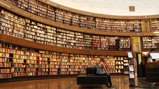 Romanilor nu le place sa mearga la biblioteca! Doar 16% dintre adulti s-au dus in ultimul an sa imprumute o carte!