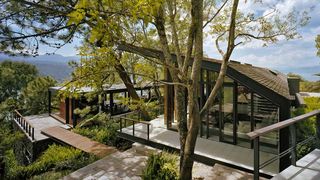 Programele Casa Verde: Rom&acirc;ni care construiesc case folosing materiale ecologice vor primi pana la 40.000 de lei