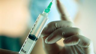 Detalii socante ies la iveala in cazul pacientilor folositi drept cobai de medicii de la Spitalul Judetean Arad. Bolnavii mureau in chinuri dupa ce primeau medicamentele experimentale