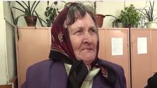 Normalitate sau aroganta? Un europarlamentar ungur si o batrana fac scandal la Tribunalul Covasna pentru ca angajatii nu vorbesc ungureste: "Sa va fie rusine. Este umilitor"