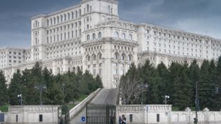 Incendiu in Parlament. Focul a pornit de la un scurtcircuit