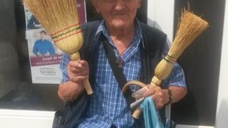 Povestea impresionanta a batranelului care continua sa munceasca la 93 de ani: „Hai la maturite!”