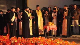 Au trecut noua luni de la incendiul din Colectiv. Patriarhia Romana va oficia sambata o slujba de pomenire pentru victimele tragediei