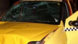 Constanta: Doi bărbaţi au murit după ce un autoturism s-a ciocnit cu un taximetru