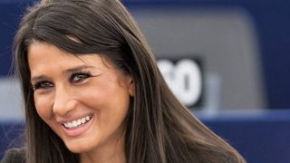 Paznicul care i-a spart casa Elenei Basescu, prins in mijlocul unei revolte in penitenciar! Barbatul a asistat la scene dramatice si s-a panicat cand ceilalti detinuti au dat foc la celule