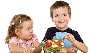 Guvernul vrea sa promoveze alimentatia sanatoasa in scoli. Ce presupune proiectul