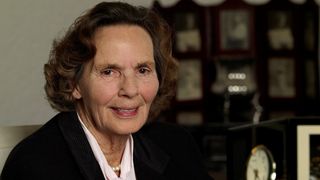 Presedintele Klaus Iohannis a vrut sa o decoreze pe Regina Ana, dar Casa Regala nu a permis