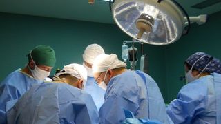 Consiliul Concurentei a demarat o investigatie la Ministerul Sanatatii si CNAS pentru a verifica modul in care s-au marit salariile angajatilor din sanatate