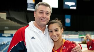 Mihai Brestian, antrenor in lotul de gimnastica al SUA, sta langa Boston intr-o casa de 850000 de dolari! Cand a ajuns in America, totul a fost, insa, infernal: "La inceput am curatat WC-uri!"