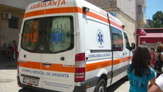 Tragedie in Constanta. Un copil de doi ani a murit dupa ce a cazut de la etajul trei al blocului in care locuia