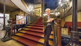 Director al Muzeului Municipiului Bucuresti, istoricul Adrian Majuru castiga 4.300 de lei pe luna