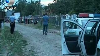 Gelozia i-a luat minţile unui bărbat din Vaslui. S-a enervat at&acirc;t de tare pe soţia lui care plecase la o pomană &icirc;nc&acirc;t s-a dus după ea şi i-a dat foc