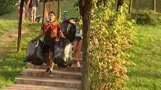 V-ati gandit ca puteti ajuta un suflet fara sa cheltuiti un leu? Adunati pet-uri si donati-le! Asa puteti schimba o viata