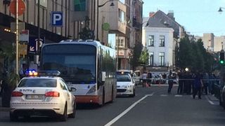 Peste 8 tone de alimente neconforme au fost retrase de la vanzare si confiscate de la unitati de pe litoral