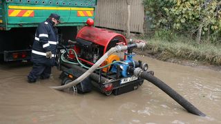 Prapad in Capitala. Ploaia a facut ravagii. 25 de case au fost inundate