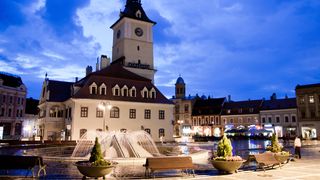 E considerat cel mai frumos oras din Romania, dar a pierdut 76202 locuitori! Brasovul conduce in topul oraselor depopulate dupa 1989