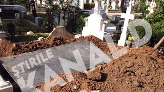 Bucata de cruce se iveste din pamant