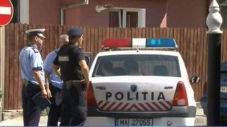 Scene terifiante in Sinaia! Un barbat si-a injunghiat sotia in plina strada, sub ochii trecatorilor