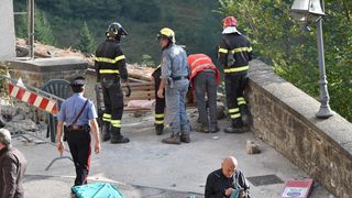 Inca un roman mort. MAE anunta 11 romani morti in cutremurul din Italia