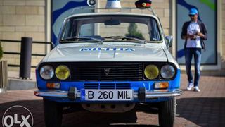 Un roman a scos la vanzare o Dacia de "Militie". Cat cere pe ea?