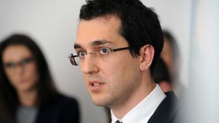 Bani mai multi pentru medicii care trateaza pacienti cu arsuri si afectiuni oncologice