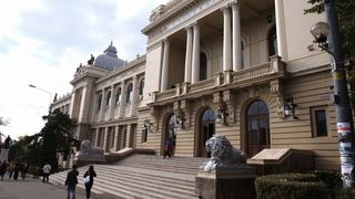 Profesorul universitar suspendat de la Iasi după ce ar fi cerut favoruri sexuale unei studente pentru a promova un examen, trimis &icirc;n judecată