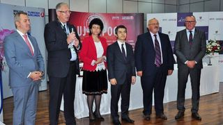 Compania aeriana Turkish Airlines opereaza de joi zboruri regulate pe ruta Cluj-Istanbul. Ambasadorul Turciei la Bucuresti a fost prezent la evenimentul de lansare