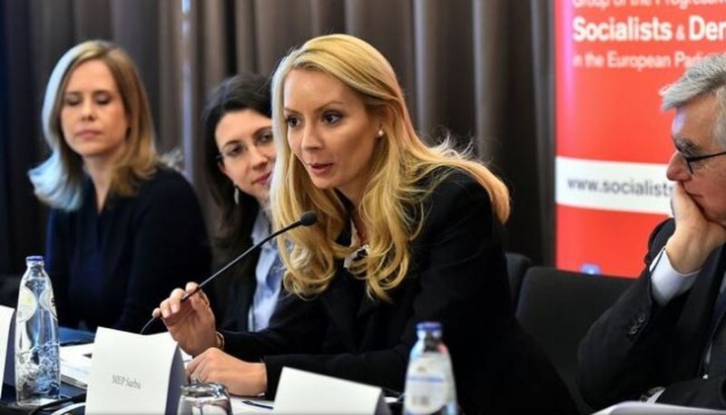 Daciana Sarbu a incercat sa-i convinga pe cei din Comisia Europeana sa adopte legi in domeniul nutritiei