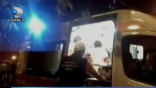 A ajuns inconstient la spital, dupa ce a fost lovit pe trecerea de pietoni de o masina de Politie