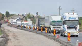Trafic blocat pe Soseaua de Centura a Capitalei. Aproape 1000 de transportatorii protesteaza impotriva cresterii masive a RCA