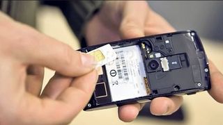 Pentru a preveni activitatile teroriste, cartelele prepay vor fi vandute doar in baza cartilor de identitate