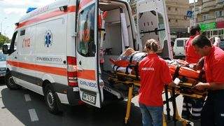 Adevarul despre explozia de la Focsani. N-a explodat niciun telefon, barbatul a vrut sa patrunda in cinematograf prin tubulatura si s-a rupt plafonul