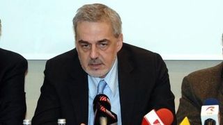 El l-a inlocuit pe managerul care i-a injurat pe medicii de la Floreasca! Claudiu Turculet detine doua locuri de veci, dar si 200.000 de euro plasati in conturi si tablouri!