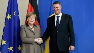 Presedintele Iohannis se intalneste astazi cu Angela Merkel pentru a discuta despre viitorul UE