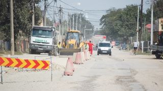 Soseaua spre Institutul Magurele e asfaltata de urgenta pentru vizita presedintelui francez