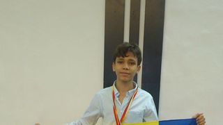 Avem tineri geniali! Un pusti din Arges e considerat numarul 1 in LUME la informatica. Liceanul are de ales intre universitatile de top din SUA si Europa