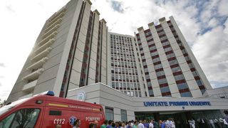 Oprescu este sef de sectie la Spitalul Universitar