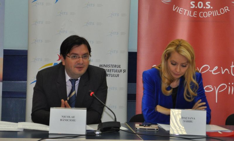 Daciana Sarbu i-a vandut o masina lui Nicolae Banicioiu, cu 7.000 de euro