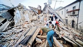 13 persoane au murit si alte 203 au fost ranite in urma unui cutremur in Tanzania