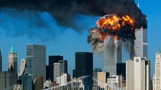 Mircea Cartarescu, socat de atitudinea occidentalilor dupa atentatele de la 11 septembrie 2011: &bdquo;Asa le trebuie americanilor. Lumea e satula de aroganta lor de neamuri proaste&rdquo;