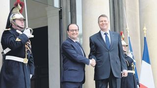 Schimbare radicala de pozitie a Frantei privind aderarea Romaniei la spatiul Schengen. Hollande: Fiecare ţară trebuie să facă un efort pentru securitatea UE