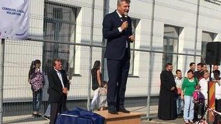 "Asa mi-a dat mie prin cap. Nu e prima data cand am cautat solutii sa ma auda lumea." Explicatiile primarului din Voluntari dupa ce s-a urcat pe catedra