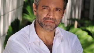 Un indragit actor de telenovele a murit inecat. Oamenii nu au intervenit pentru a-l salva, deoarece au crezut ca totul este o scena din film