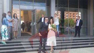 Andreea Berecleanu s-a căsătorit cu medicul esteticia Constantin Stan. Ceremonia civilă, oficiată de primarul Gabriela Firea