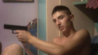 Doi romani, care se prostituau cu homosexuali in Italia, santajati de un prieten din Iasi. Ce metoda a folosit tanarul pentru a-i stoarce de bani