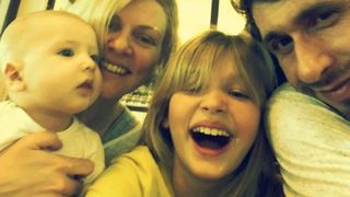 Dana Nalbaru si Dragos Bucur sunt parintii a doi copii