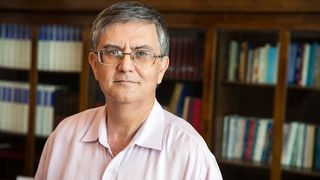 Ministrul Educatiei: "Elevii ar trebui sa isi faca temele la scoala. E anormal sa aloce o zi intreaga pentru studiu!"