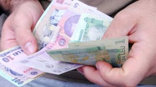 Se dau ajutoare pentru persoanele nevoiase. Sumele sunt de maximum 200 de lei - Cum poti intra in posesia banilor