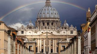 A murit fostul exorcist-sef de la Vatican